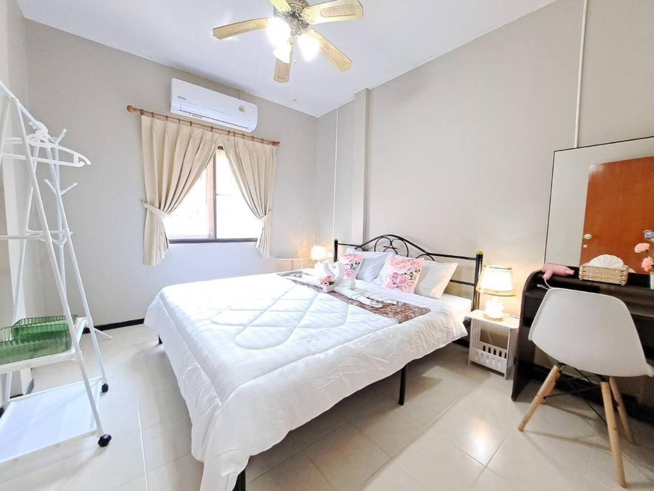 Holiday home Near Bisp, Finnway 20-30 Off