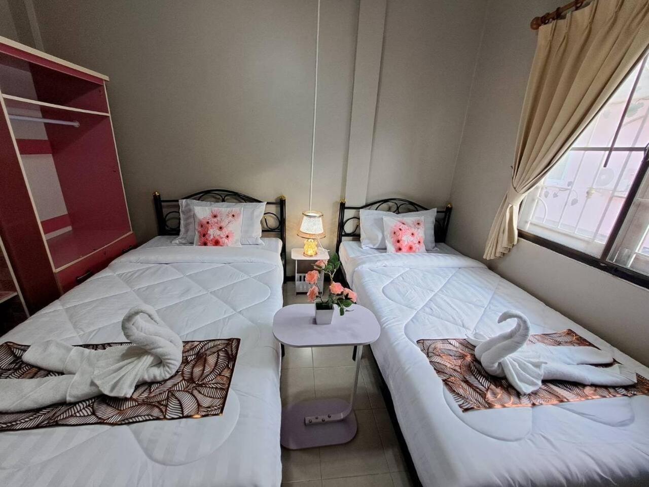 Near Bisp, Finnway 20-30 Off Phuket