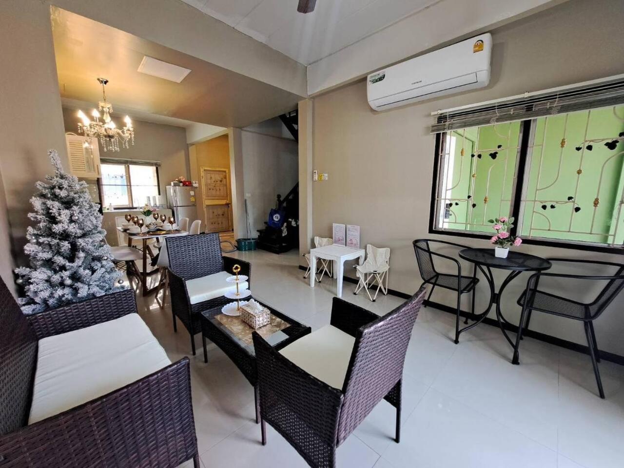 Near Bisp, Finnway 20-30 Off *