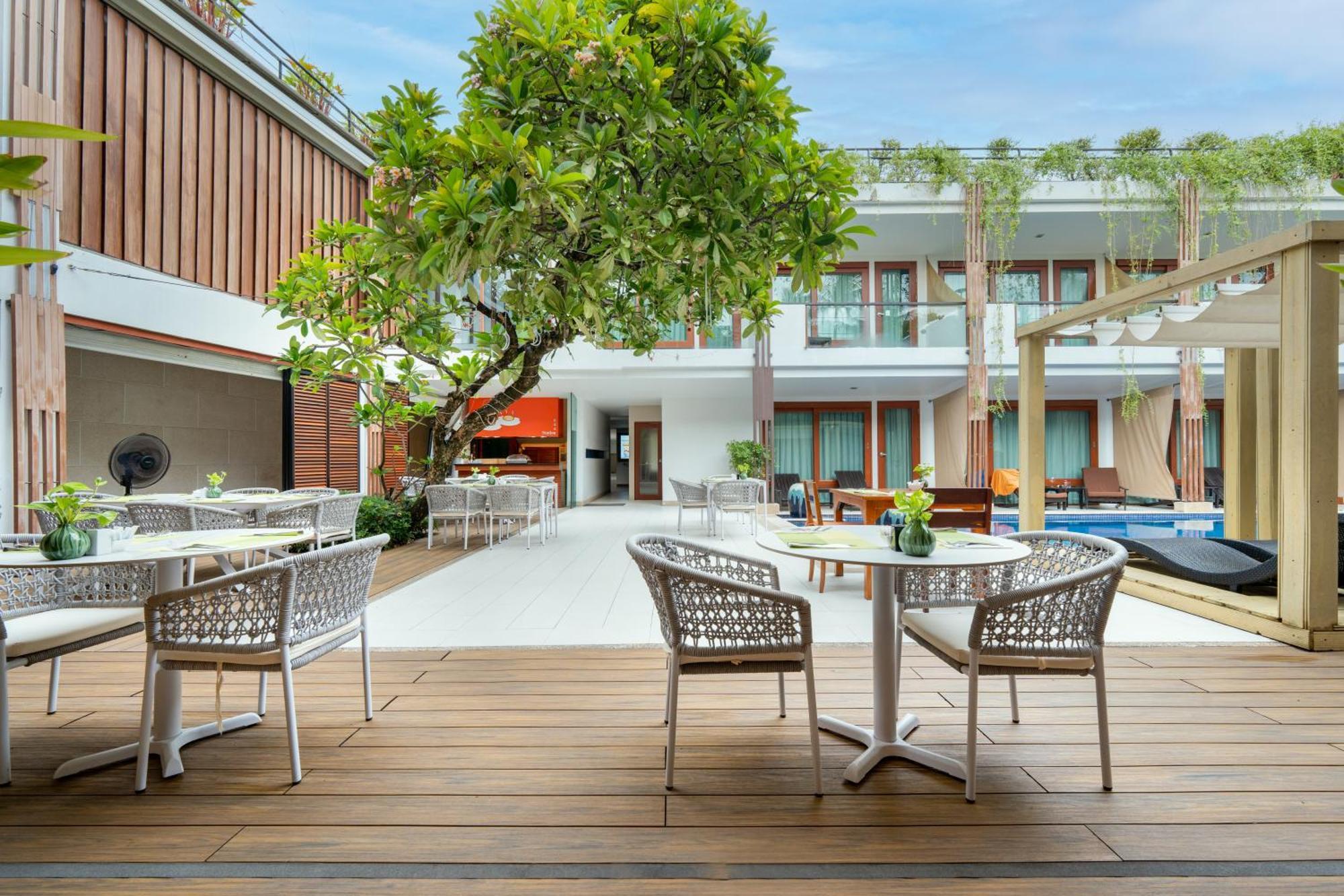 La Flora Resort 5*