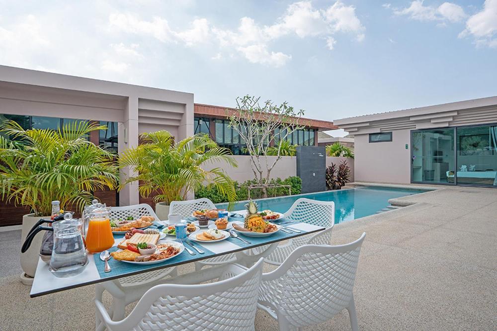 Gold Chariot Pool Villa, Phuket - Sha Certified *