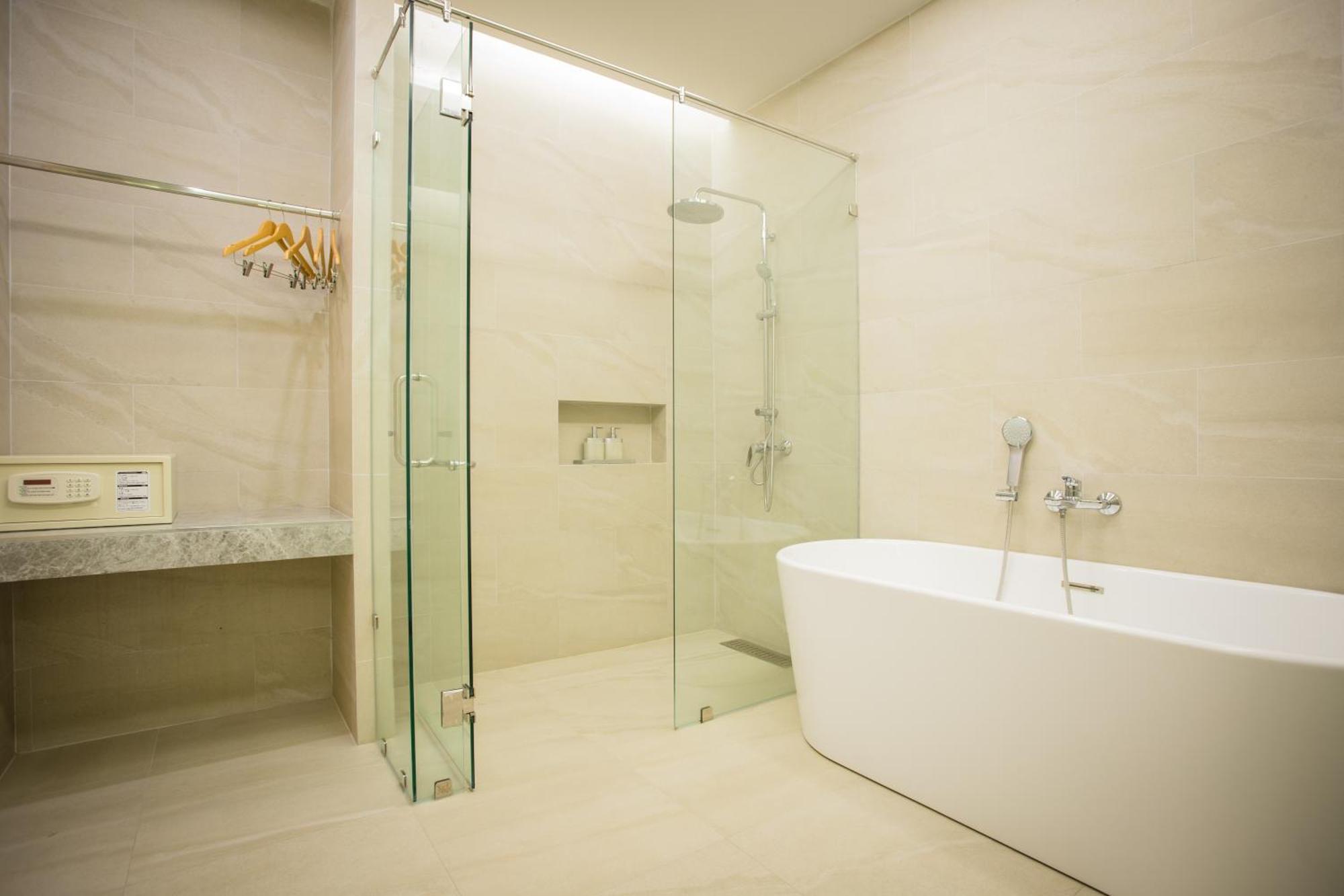 Gold Chariot Pool Villa, Phuket - Sha Certified * Strand Bang Tao