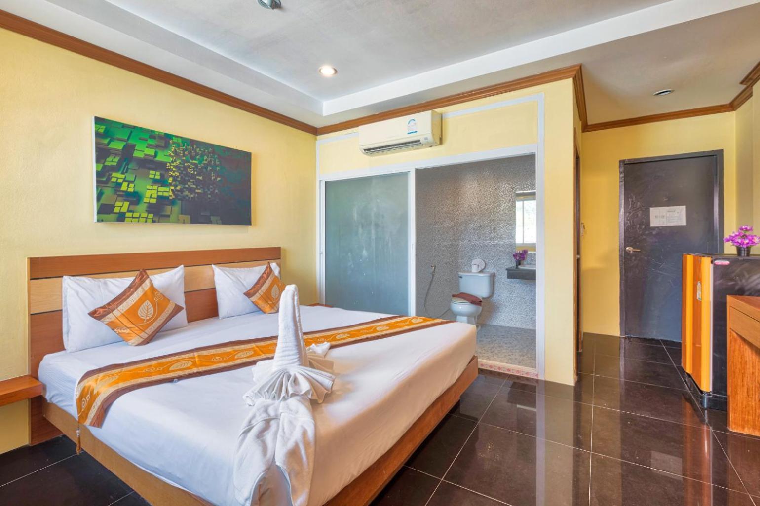 Hotel Tj - Sha 3*