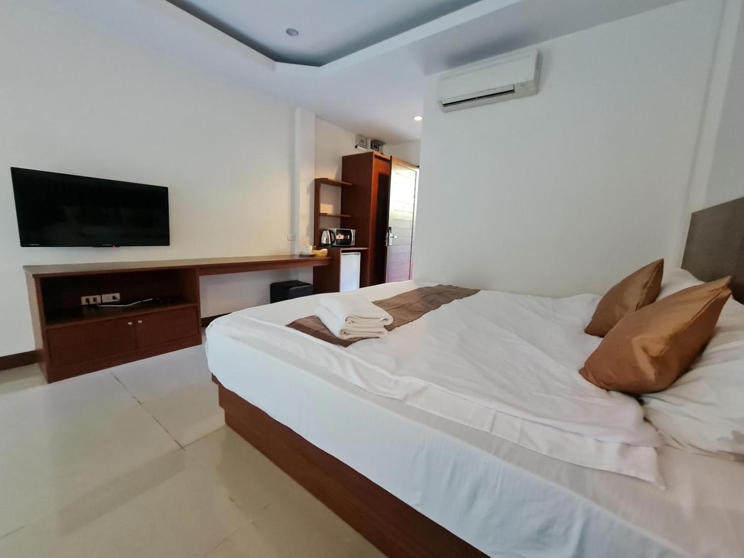 Diana Pool Access Phuket Hotel