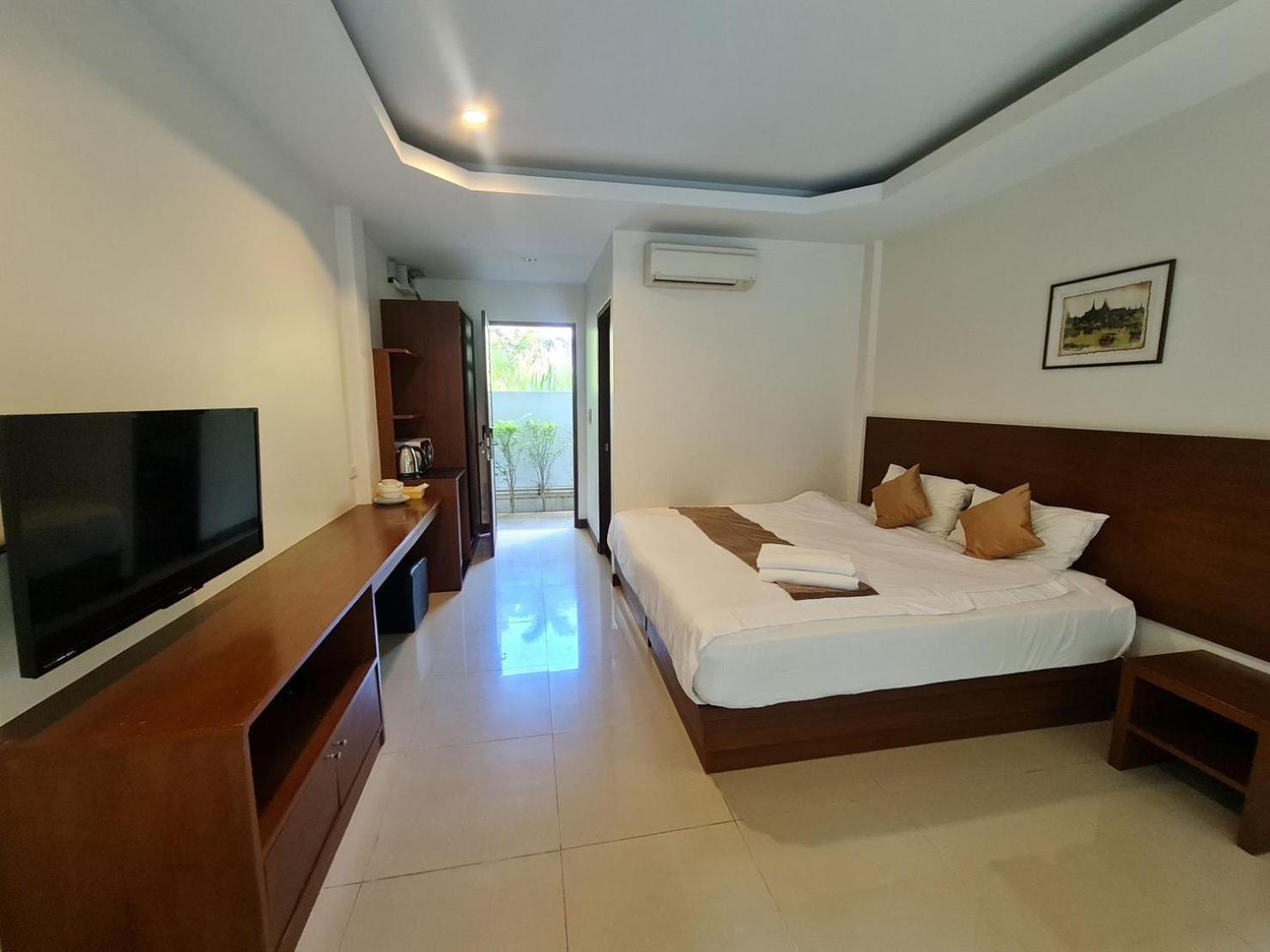 Hotel Diana Pool Access Phuket 4*