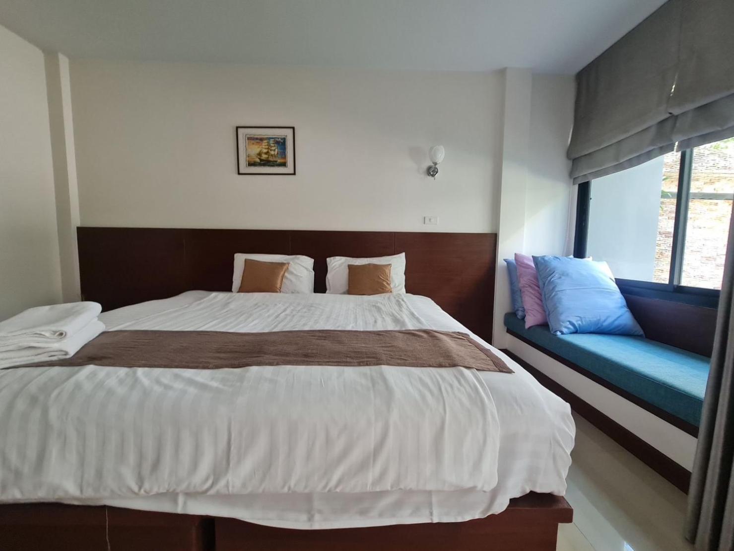 Diana Pool Access Phuket Hotel Chalong