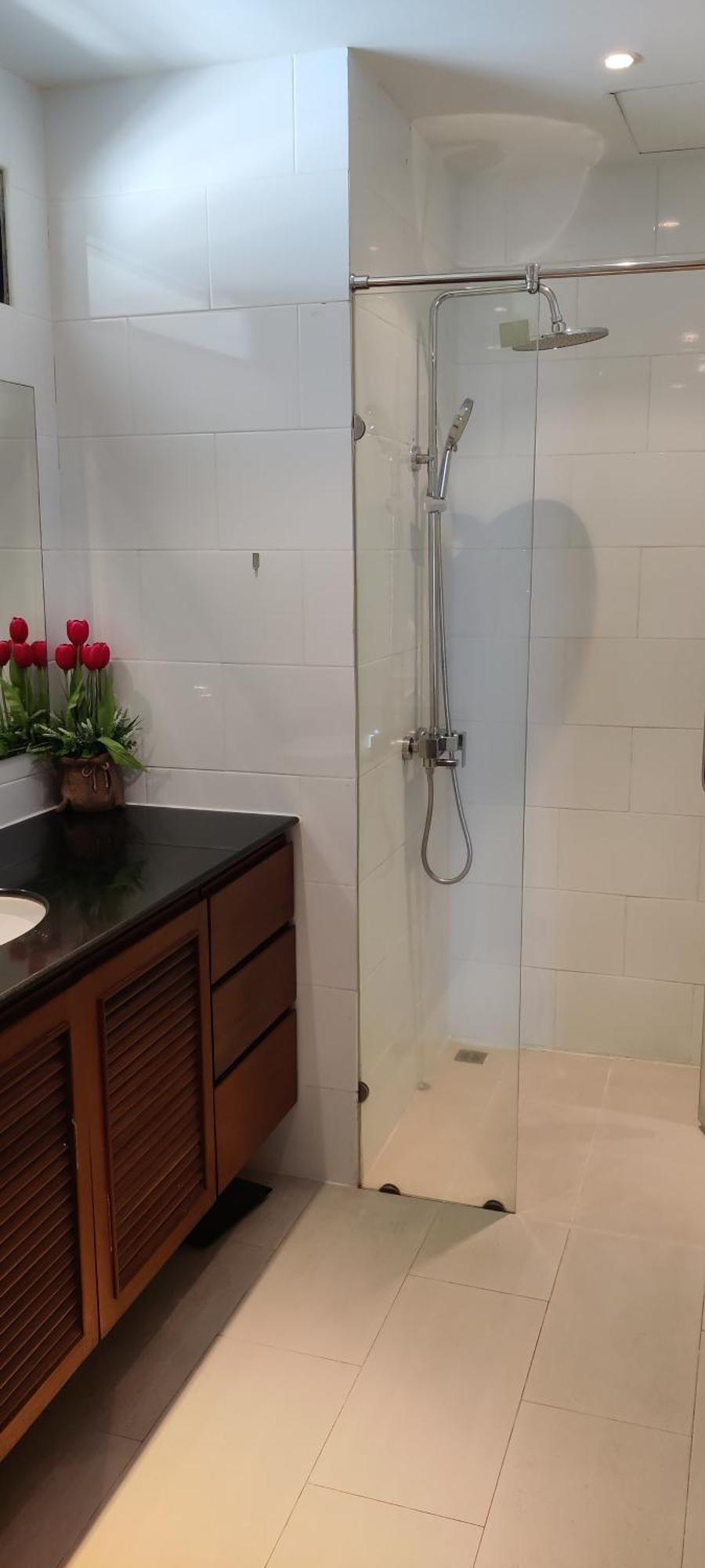 Private Pool With 2 Bedrooms *