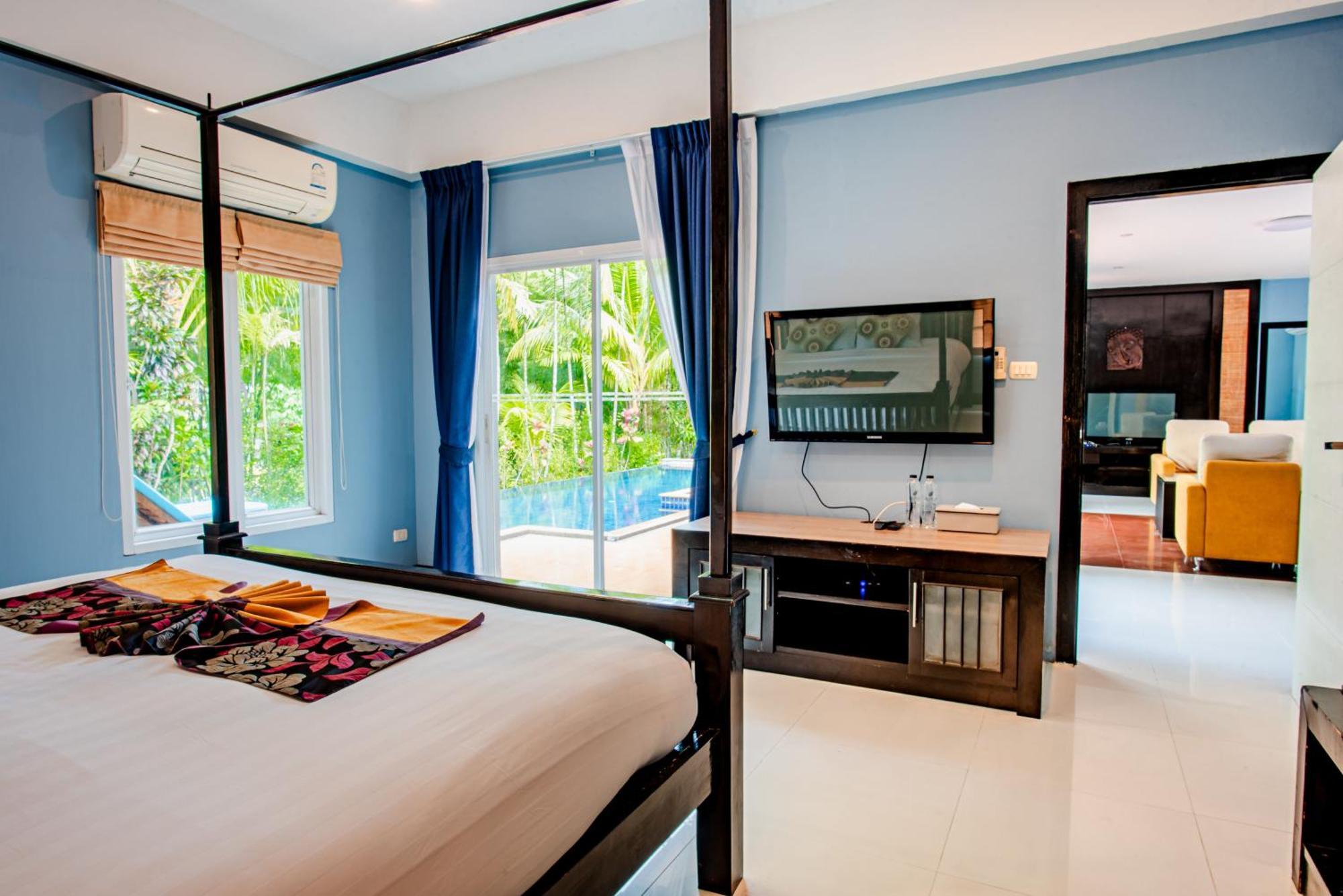 Colorful Pool Hotel Ban Chin Tham Mai