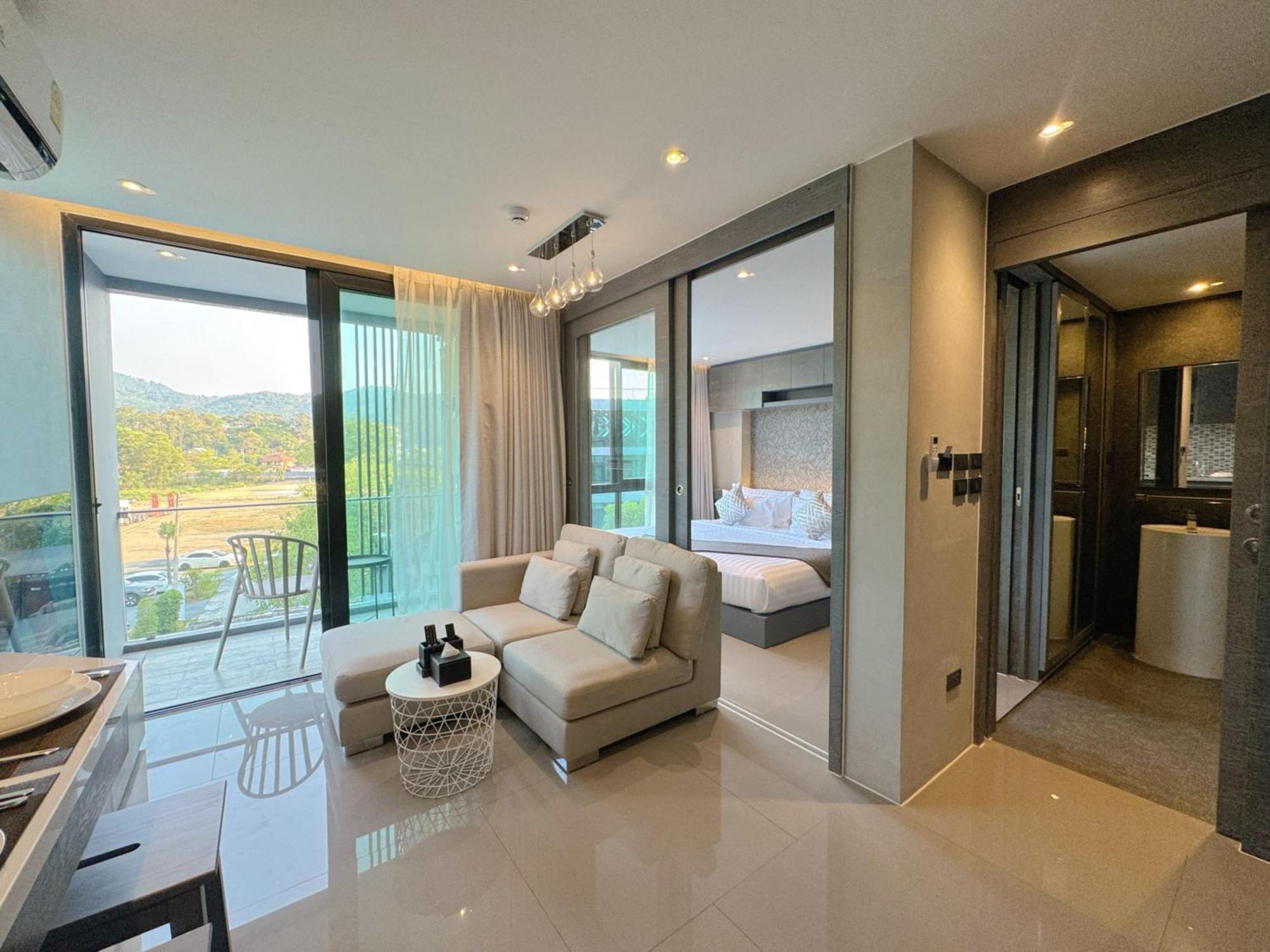 Modern Urban Living Apartment