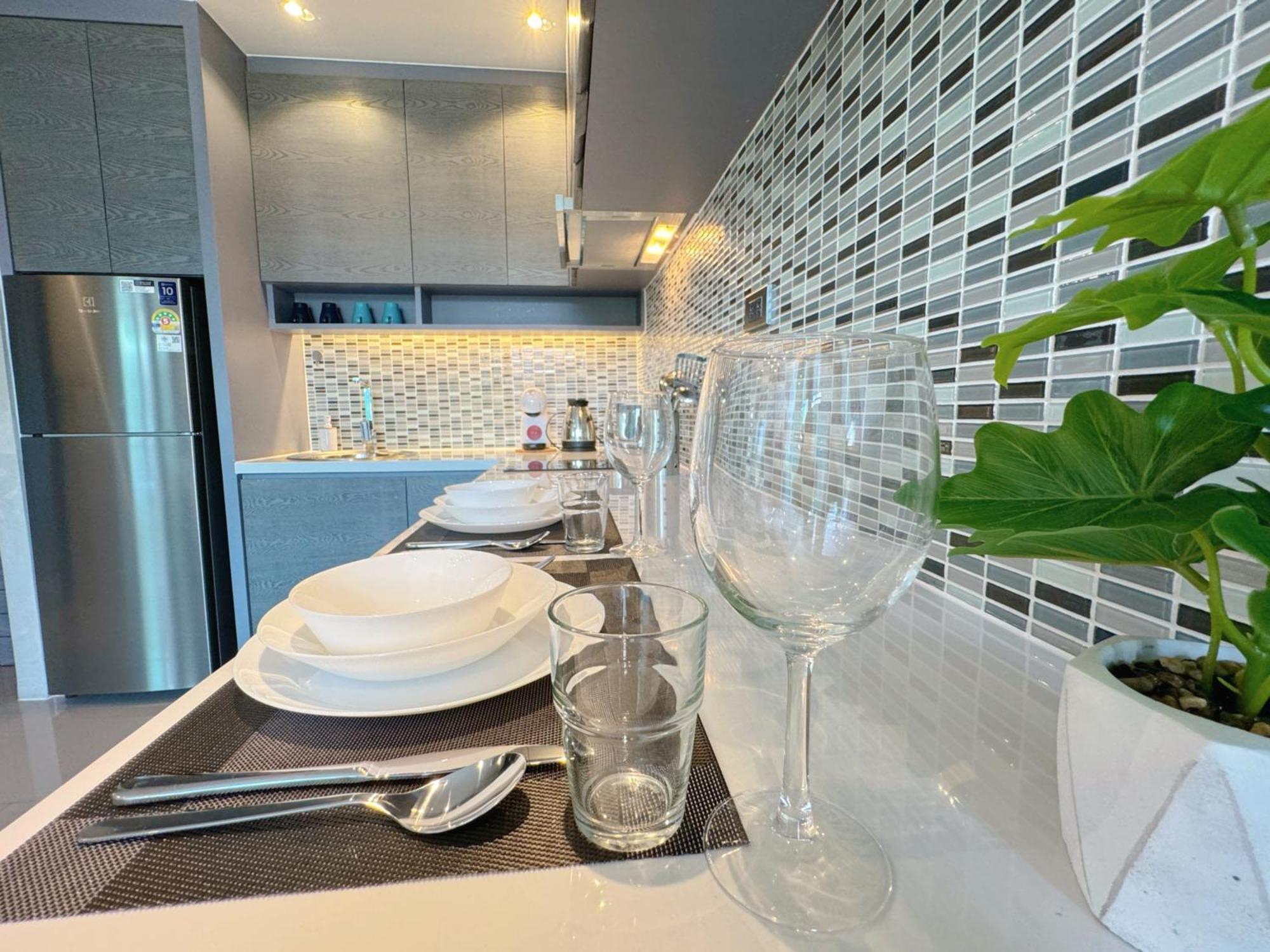 Modern Urban Living Apartment Kamala Beach