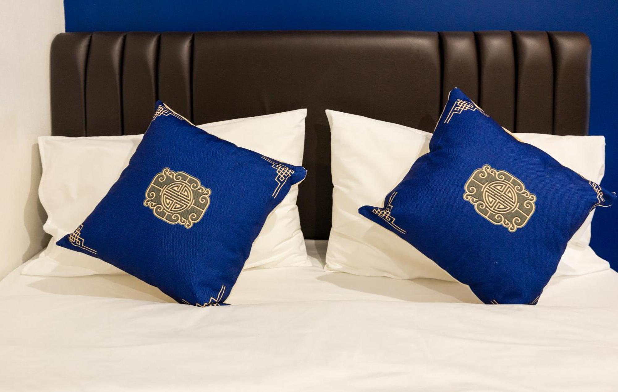 Marco Polo Poshtel & Bistro Hostel *