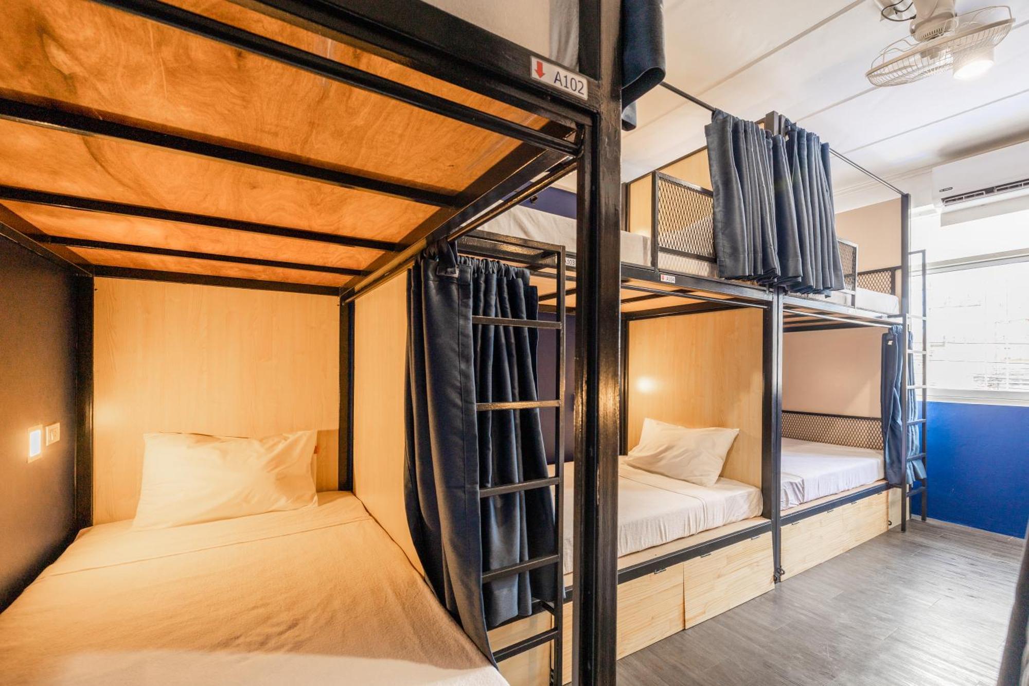 Marco Polo Poshtel & Bistro Hostel *