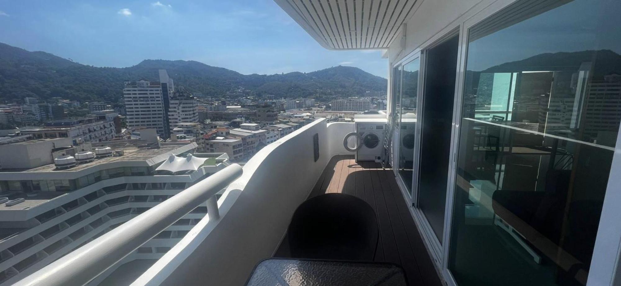 Tower 2bedroom 2 Bathrooms, Corner View Apartment Patong