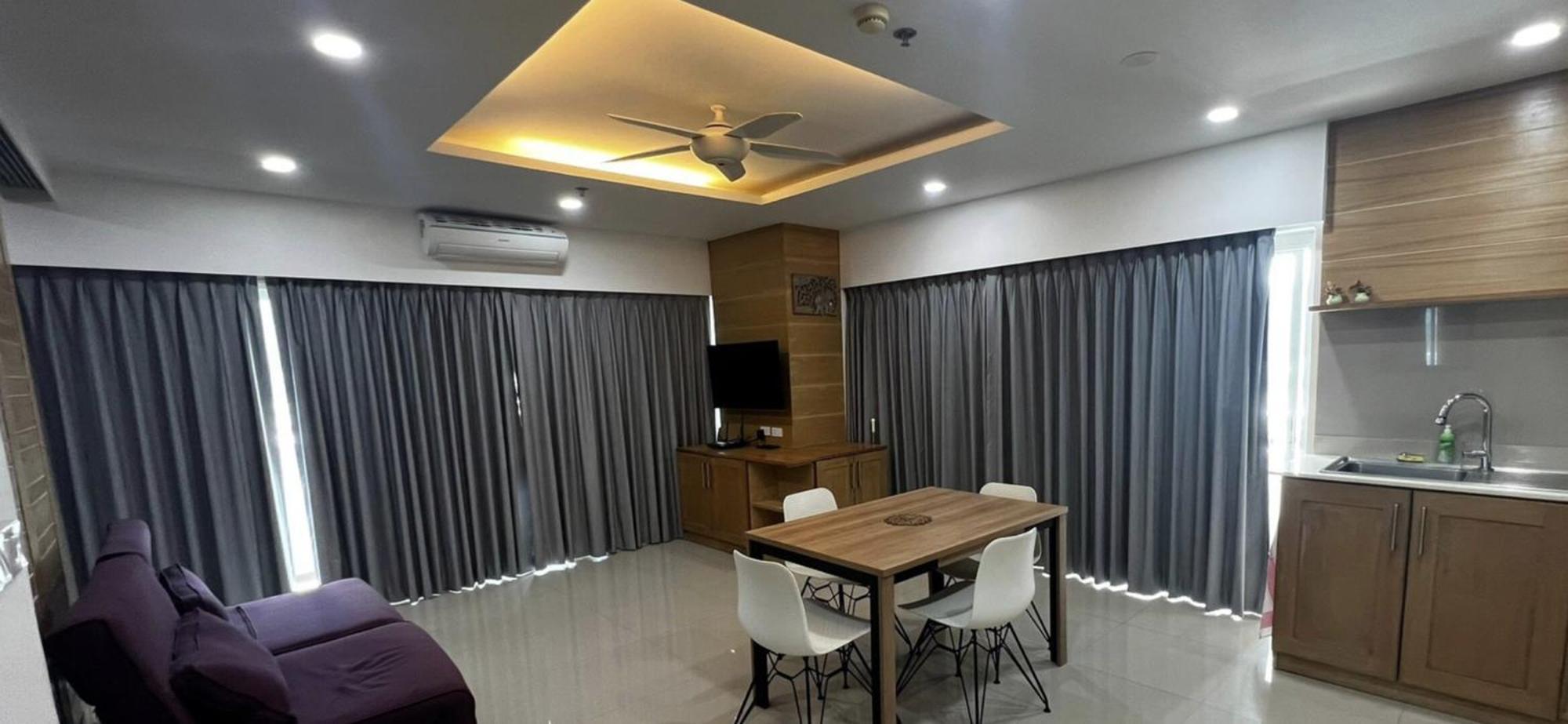 Apartment Tower 2bedroom 2 Bathrooms, Corner View *