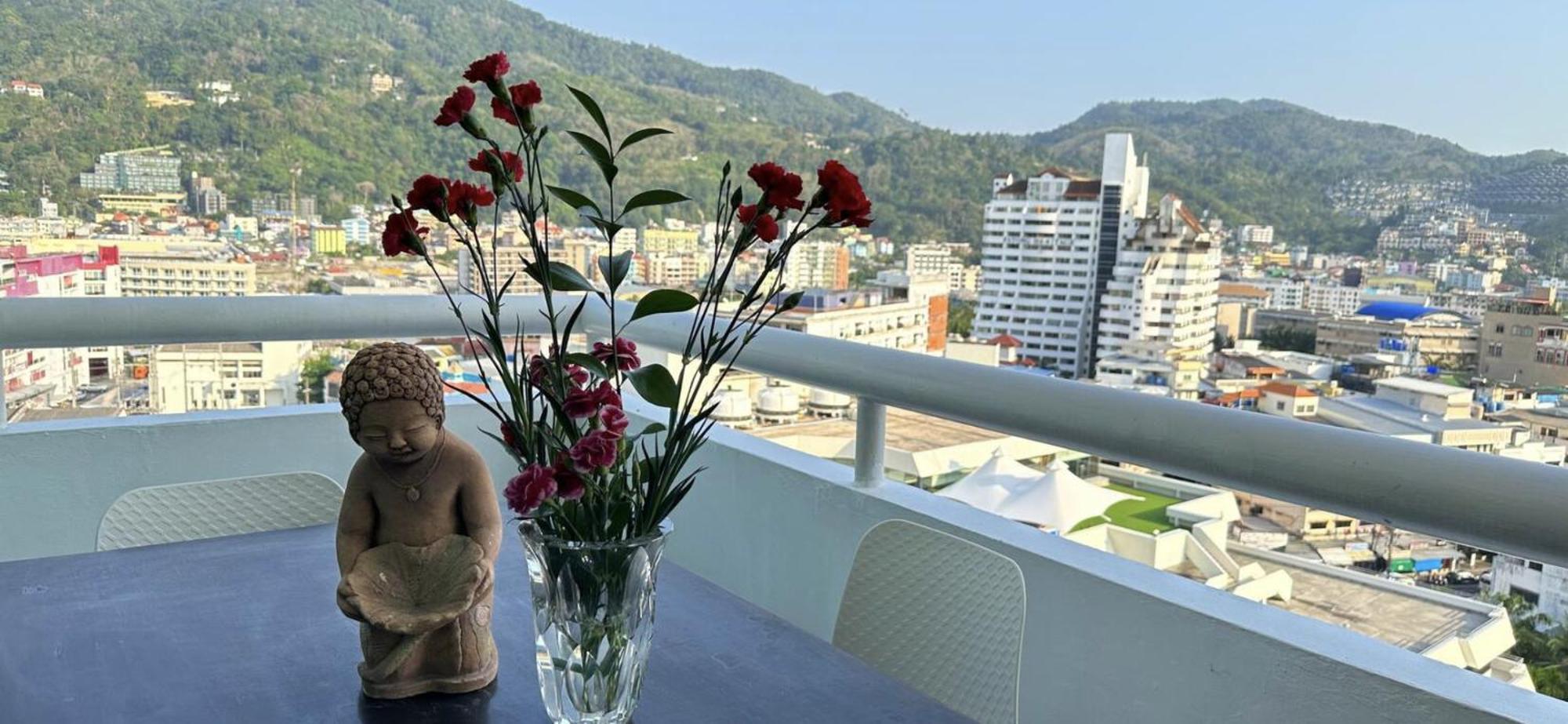 Tower 2bedroom 2 Bathrooms, Corner View Apartment *