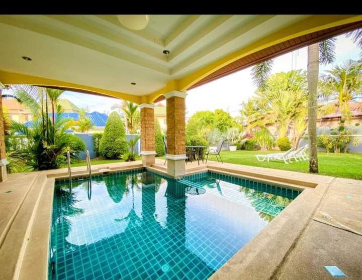 Holiday home Bangtao Private House