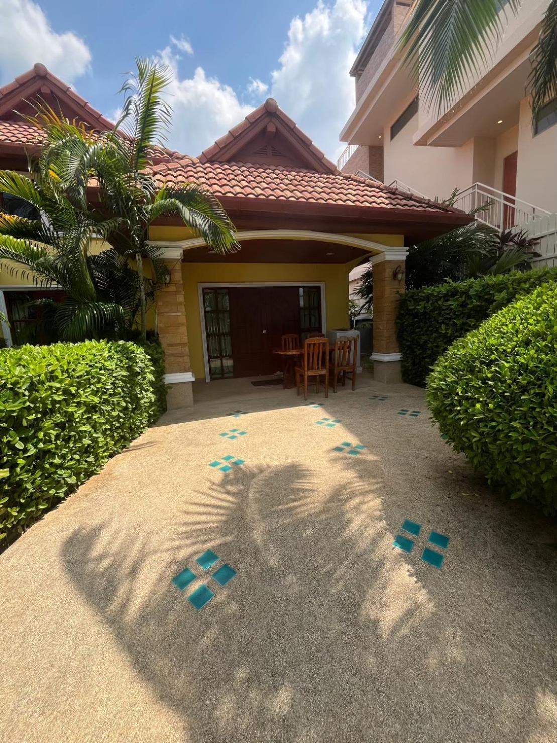 Bangtao Private House Holiday home *