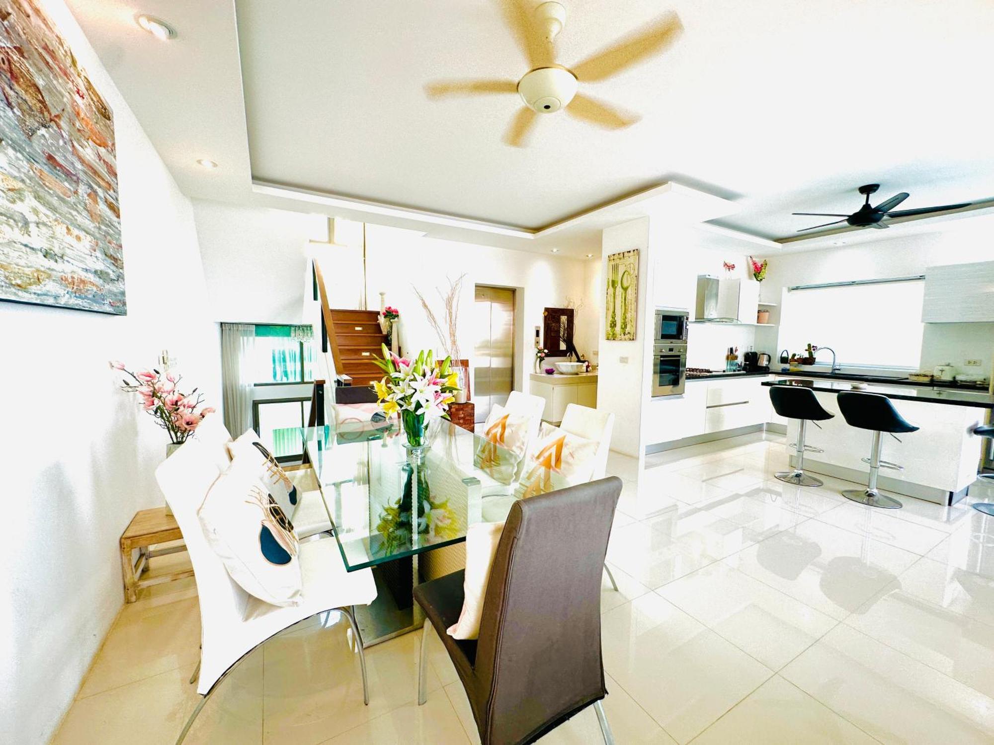 Oceanview Pool Rawai Phuket 3br *