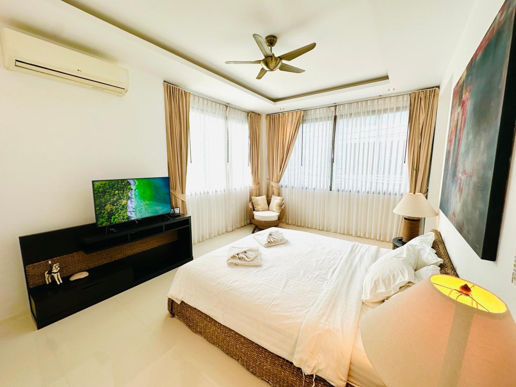 Oceanview Pool Rawai Phuket 3br Villa