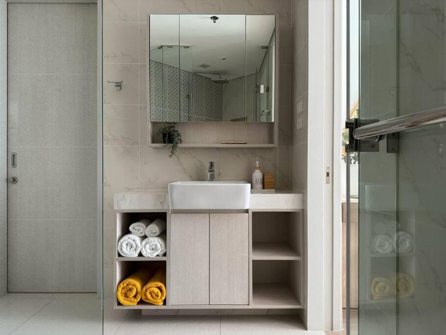 Apartment Cozy With View Cassia 1405 By Ibg *