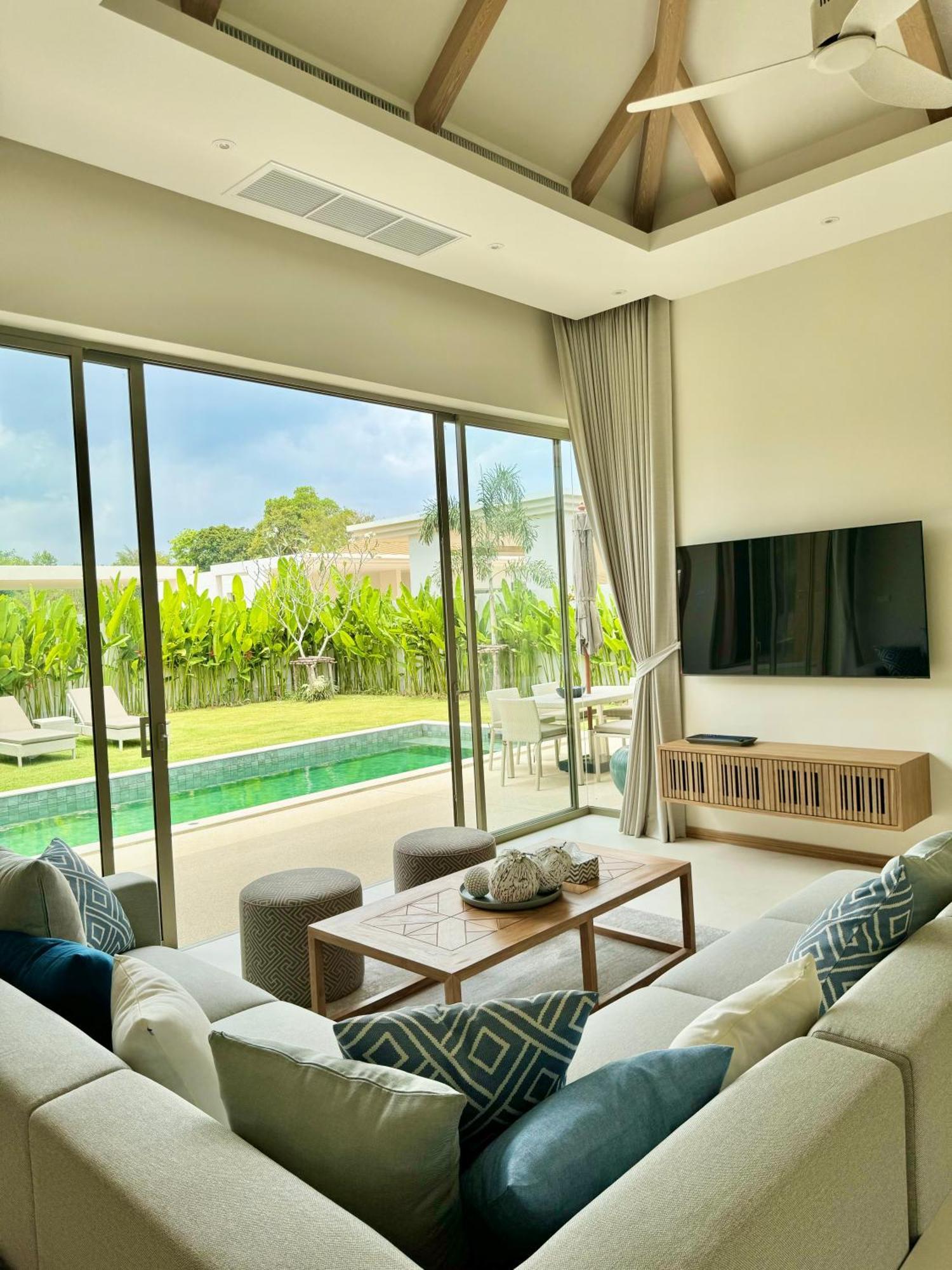 Luxury 3 Bedroom Pool * Thalang
