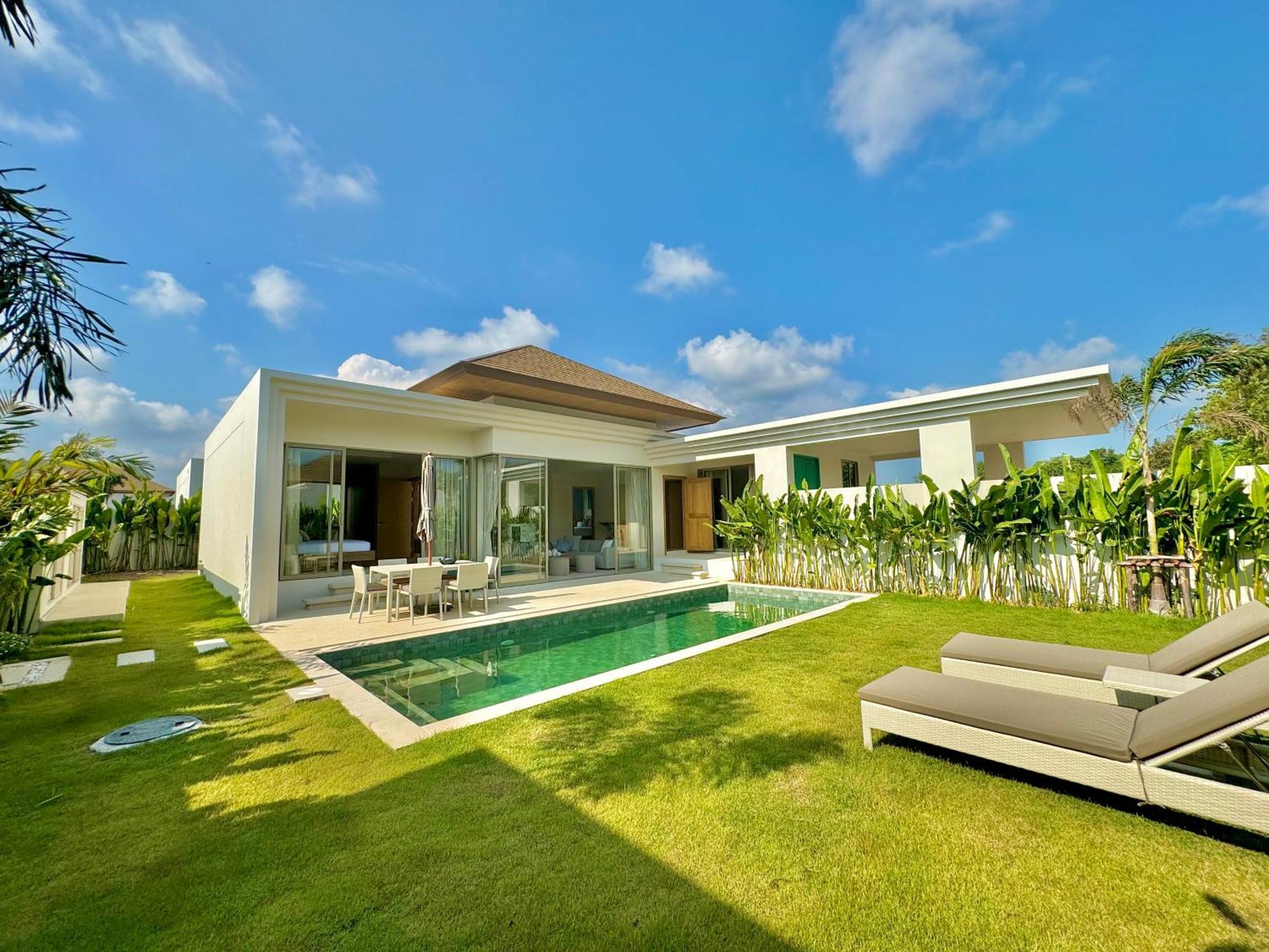 Villa Luxury 3 Bedroom Pool Thalang