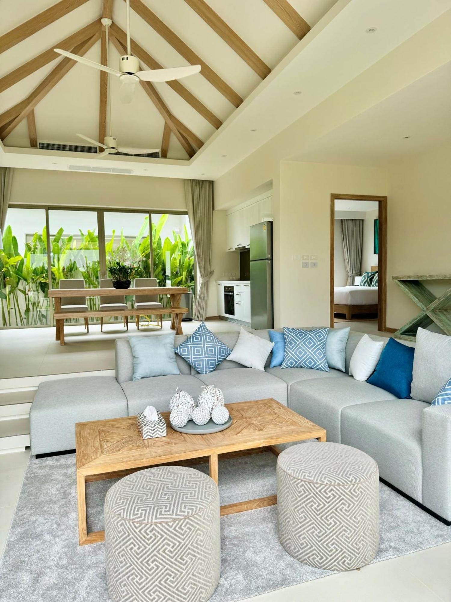 Luxury 3 Bedroom Pool