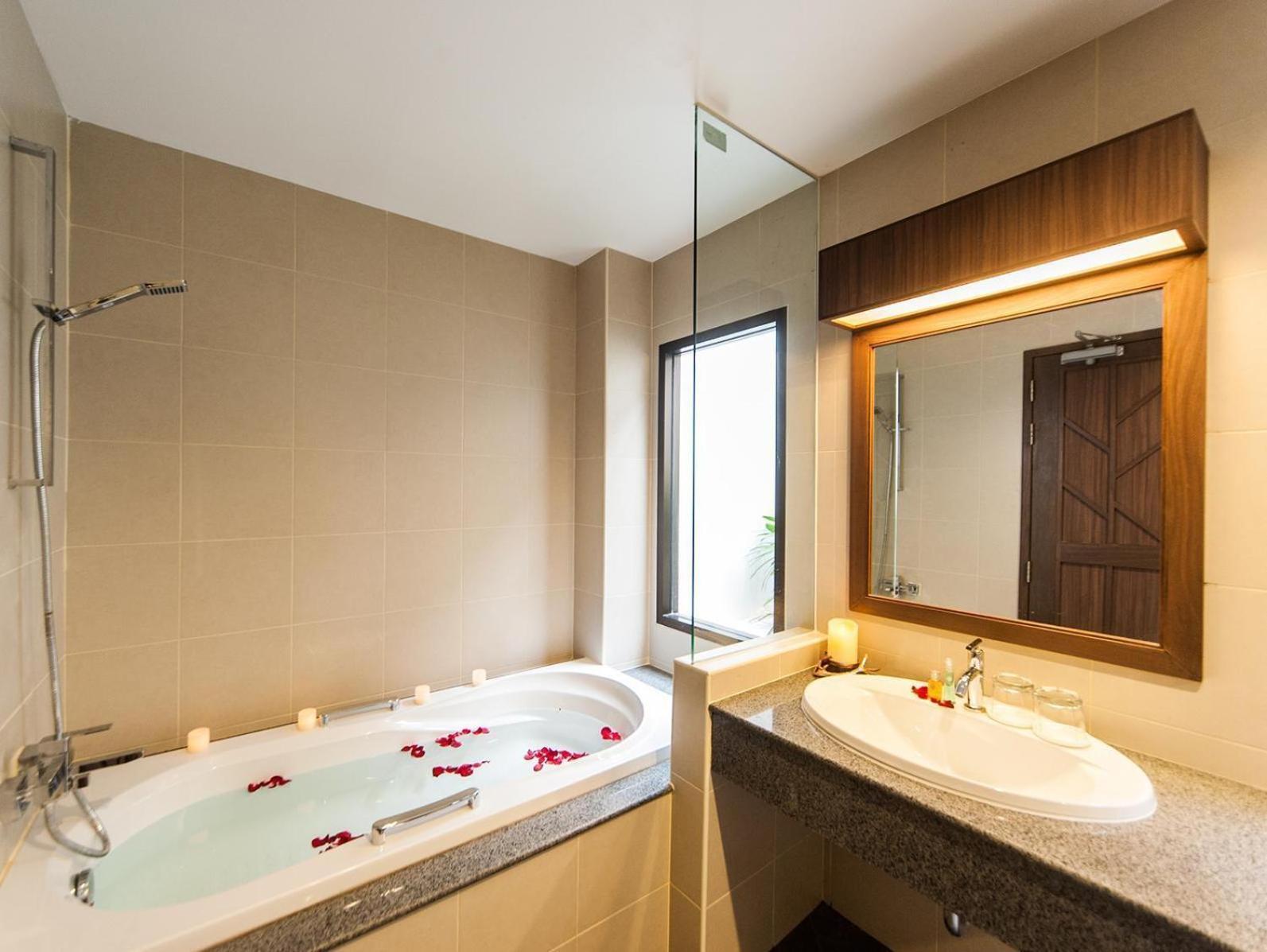 Ratana Hill Aparthotel Patong