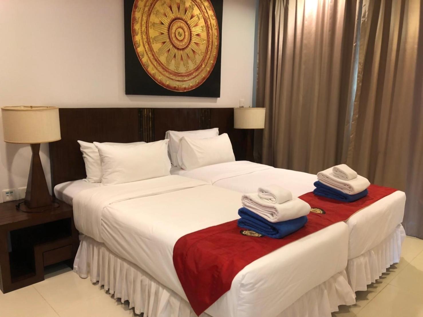 The Park Serviced By Resava Apartment Surin Beach (Phuket)
