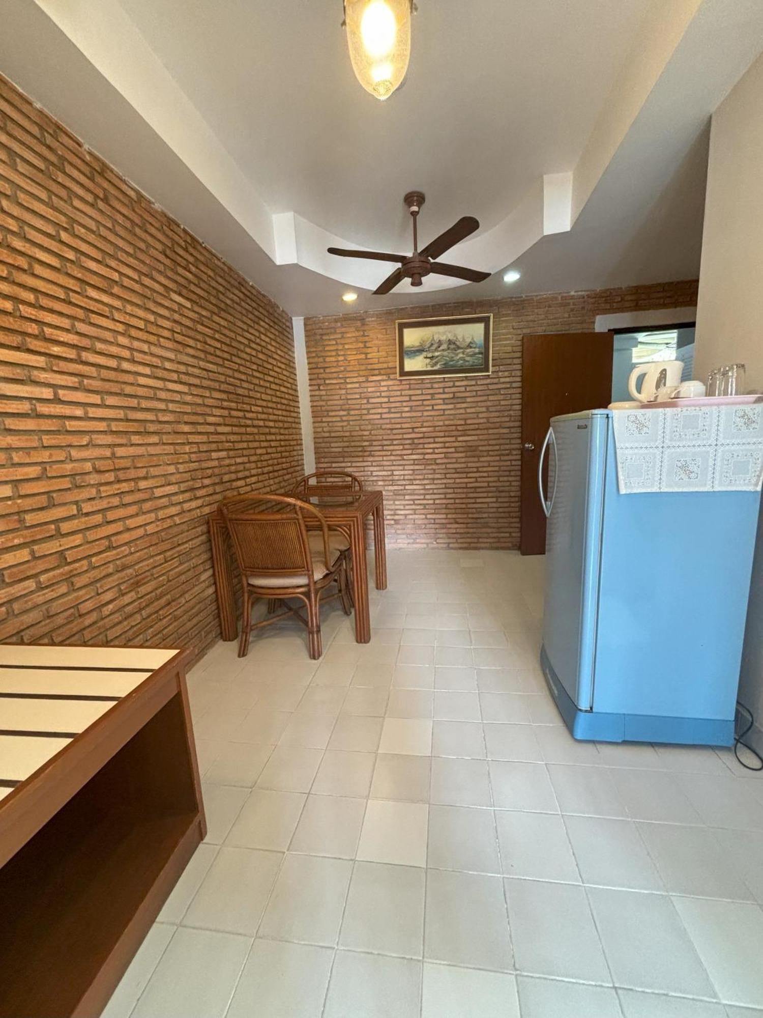 Sunset Mansion Apartment Patong
