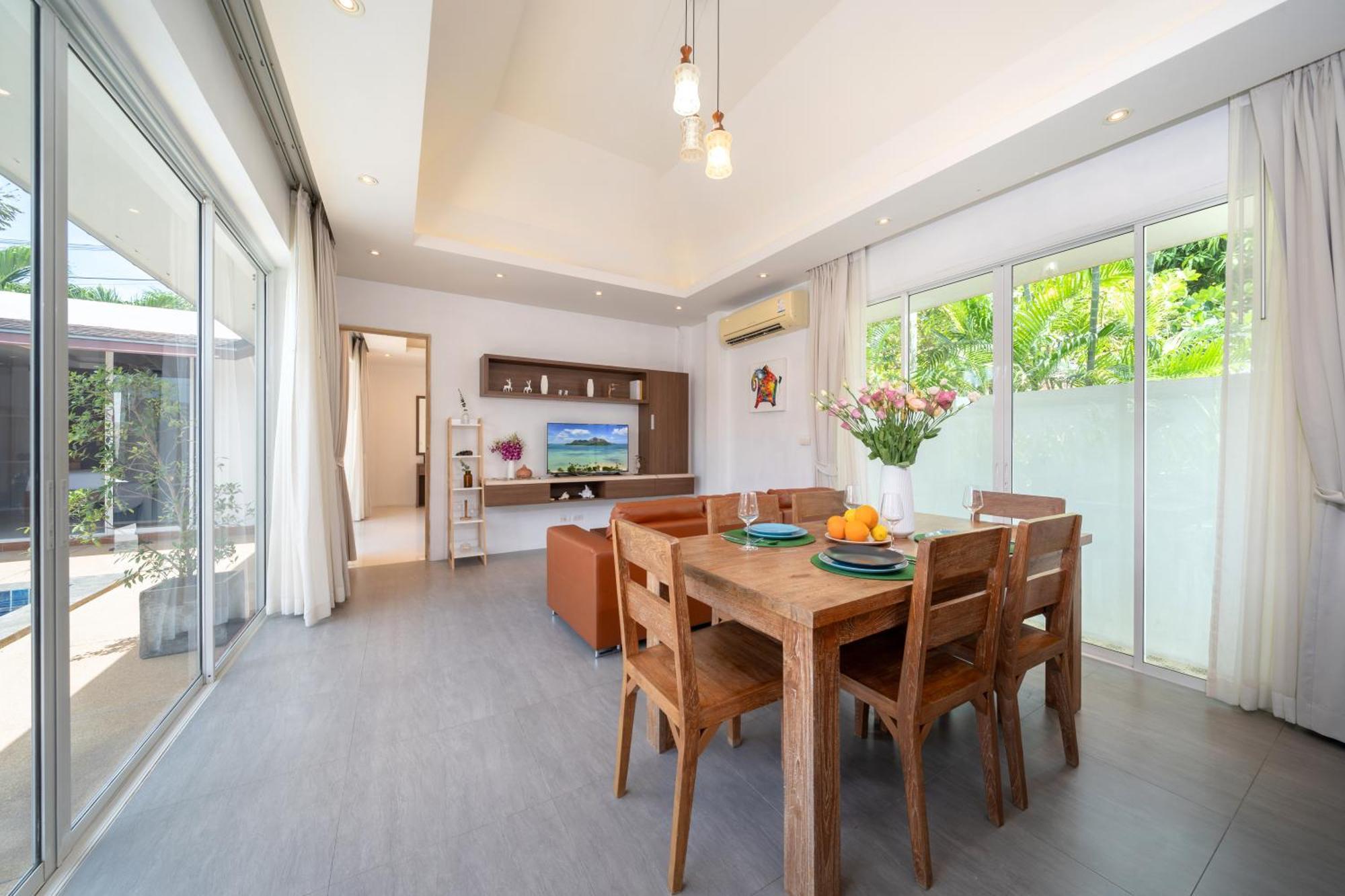 Villa Bangtao With A Long Pool 12 Meters