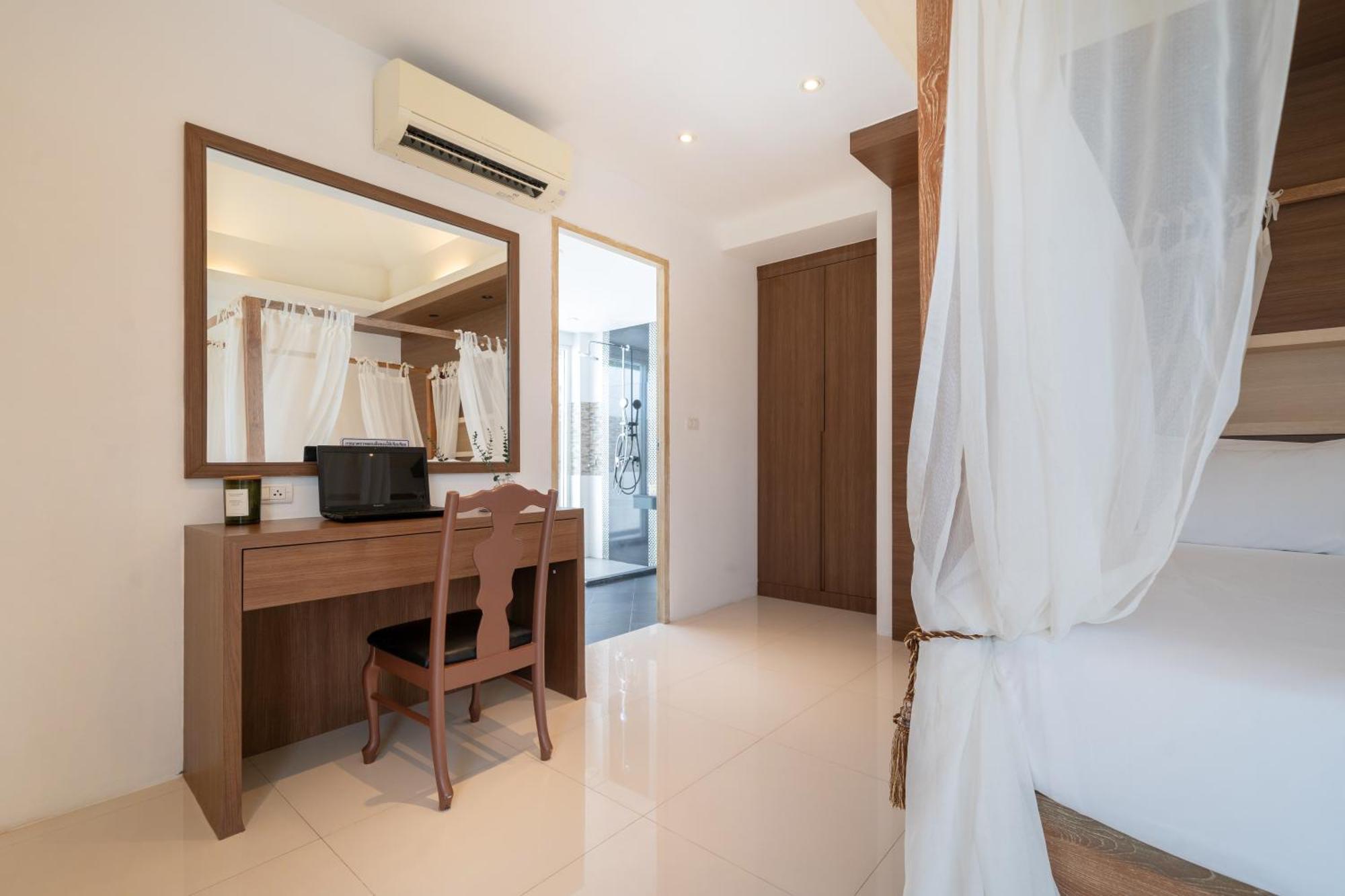 Bangtao With A Long Pool 12 Meters Villa Phuket