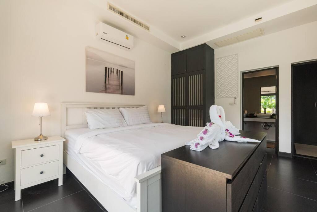 Holiday home 6 Bedroom Pool Villa, *