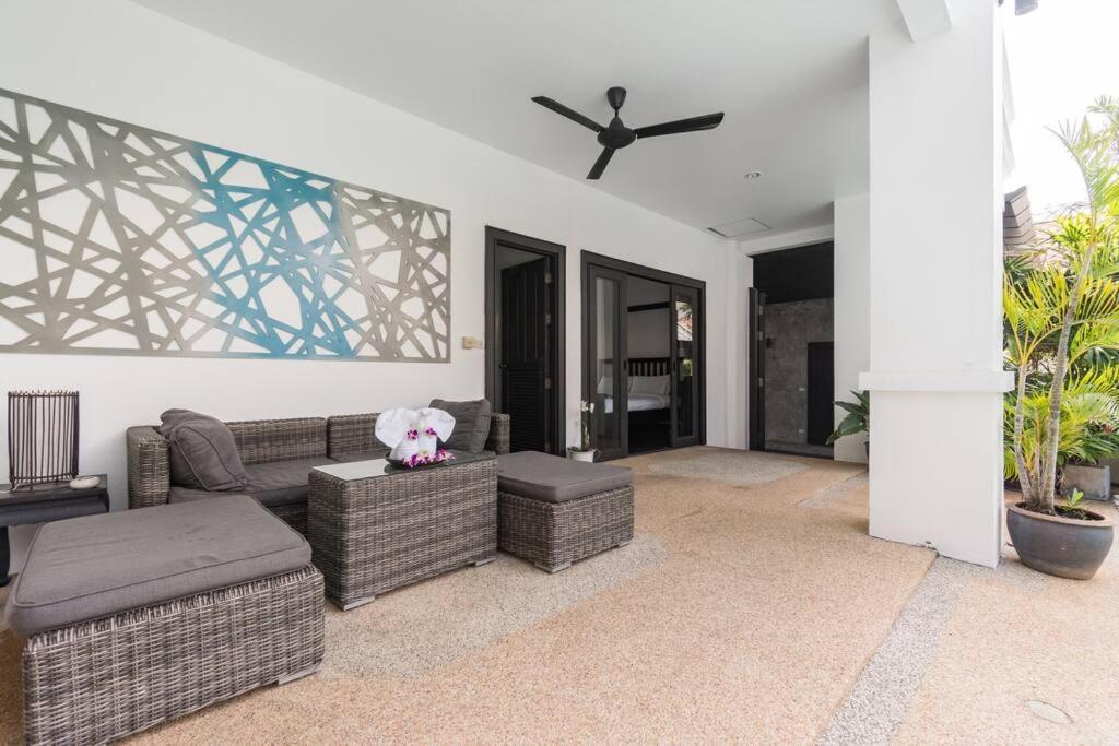 6 Bedroom Pool Villa, *