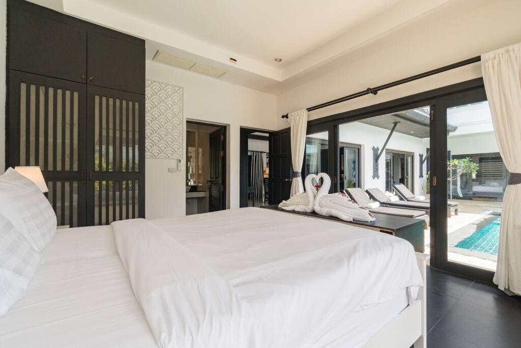6 Bedroom Pool Villa, Kamala Beach