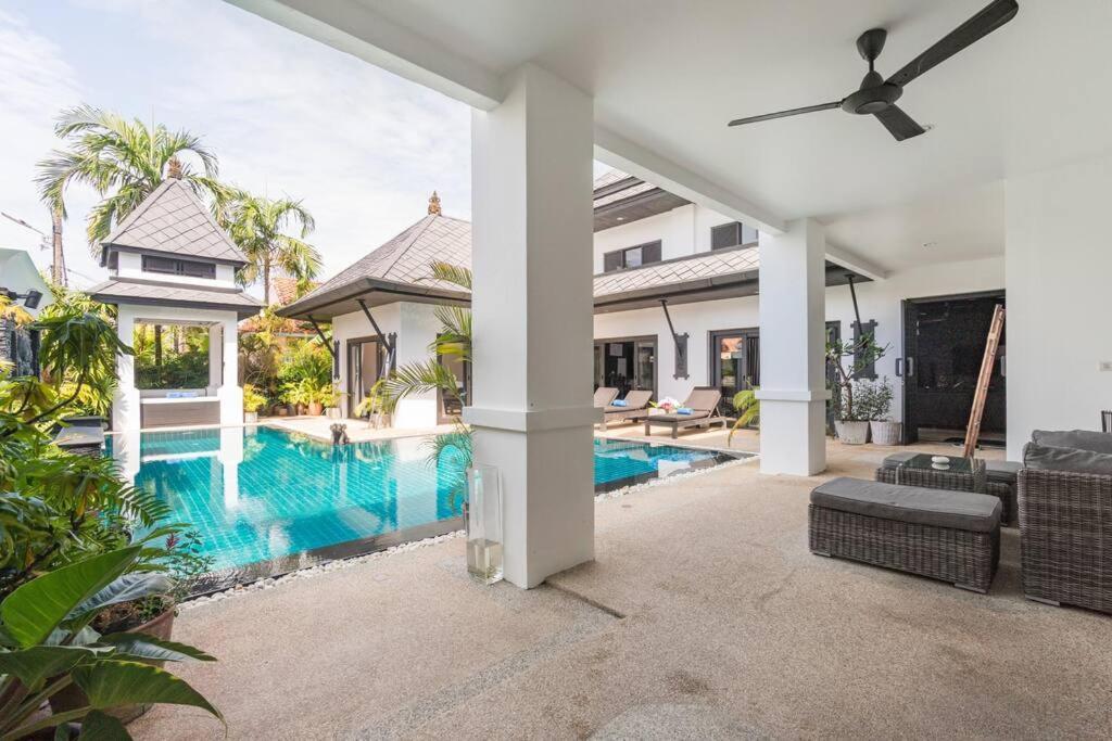 6 Bedroom Pool Villa, *