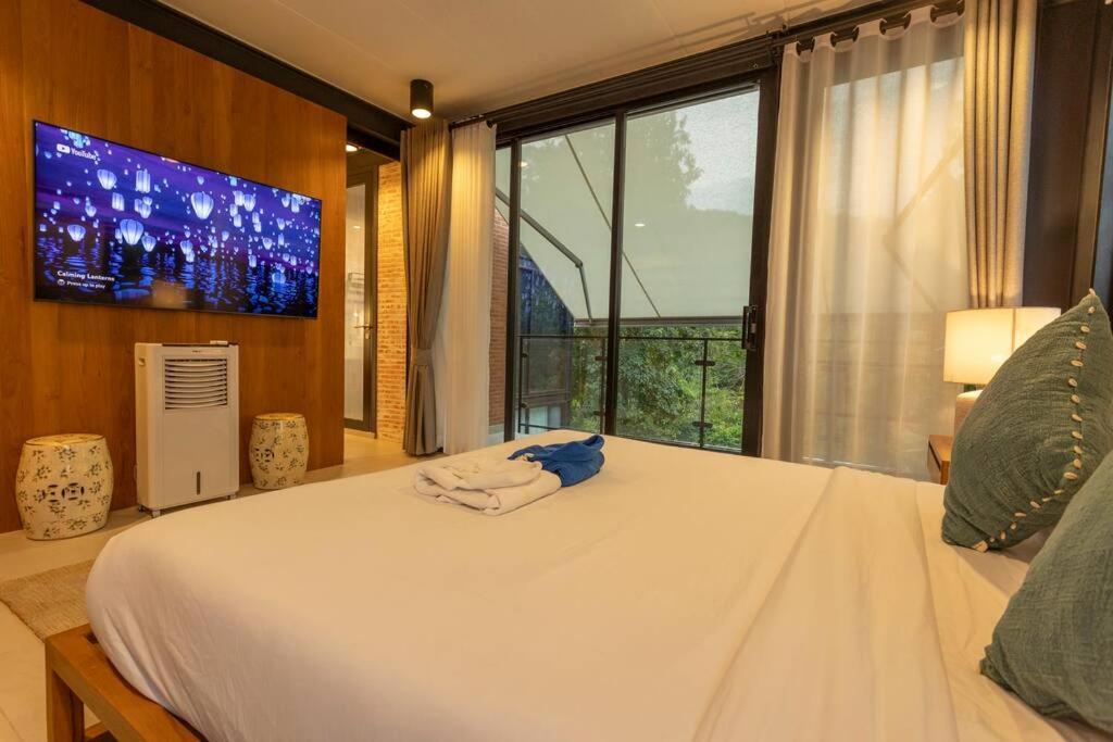 Holiday home New Ultra Modern Designer Furniture Gym #v62