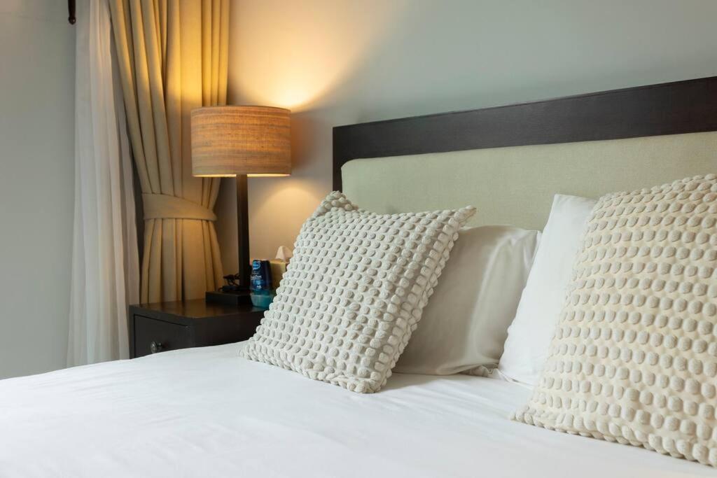 Exclusive Newly Renovated On Saiyuan Estate V101