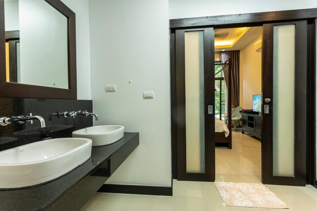 Exclusive Newly Renovated On Saiyuan Estate V101 *
