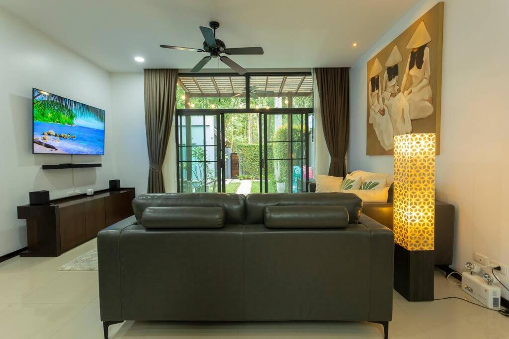 Exclusive Newly Renovated On Saiyuan Estate V101 Villa *