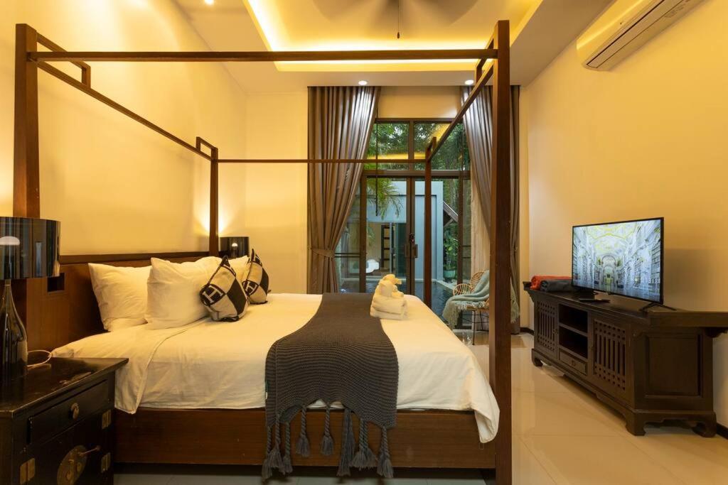 Villa Exclusive Newly Renovated On Saiyuan Estate V101