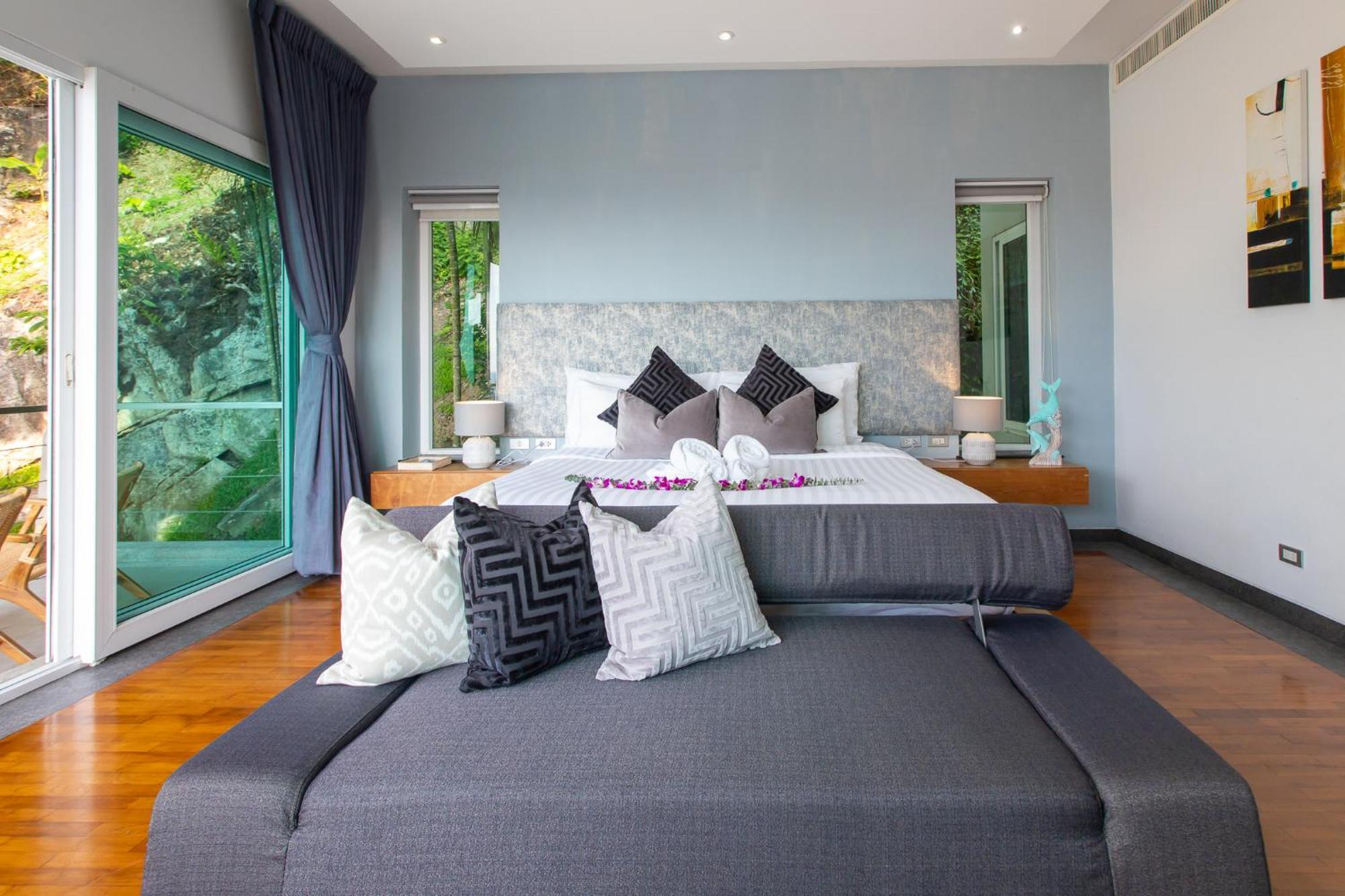 Beyond-namaste 16 Bedroom Fully Staffed Seaview Villa