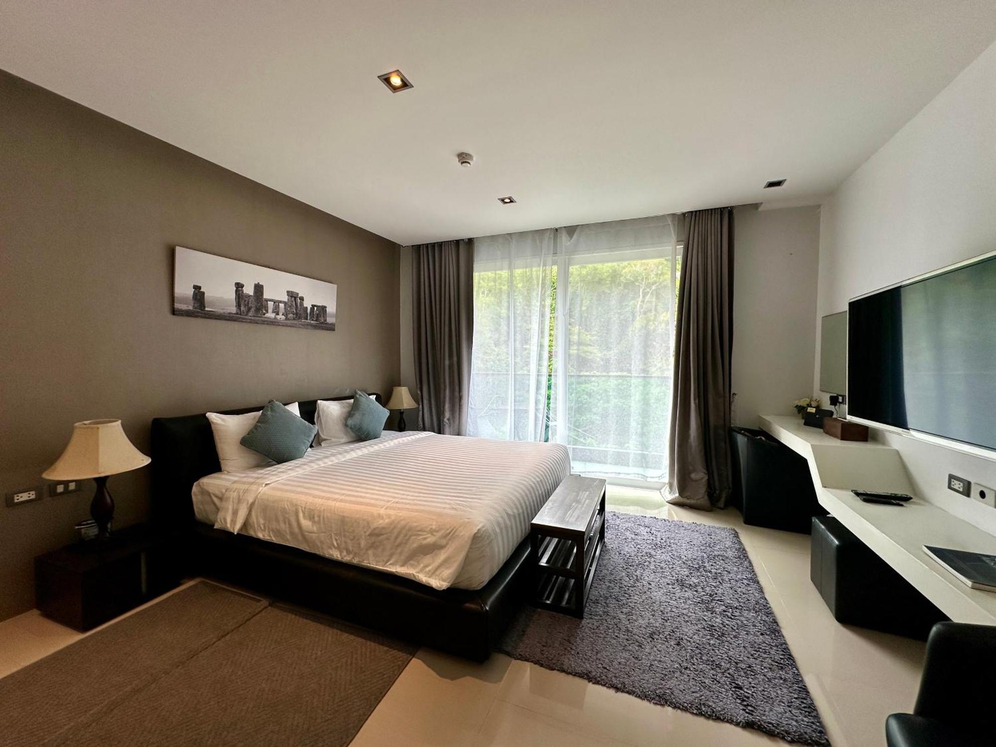 Emerald Terrace Apartment Patong