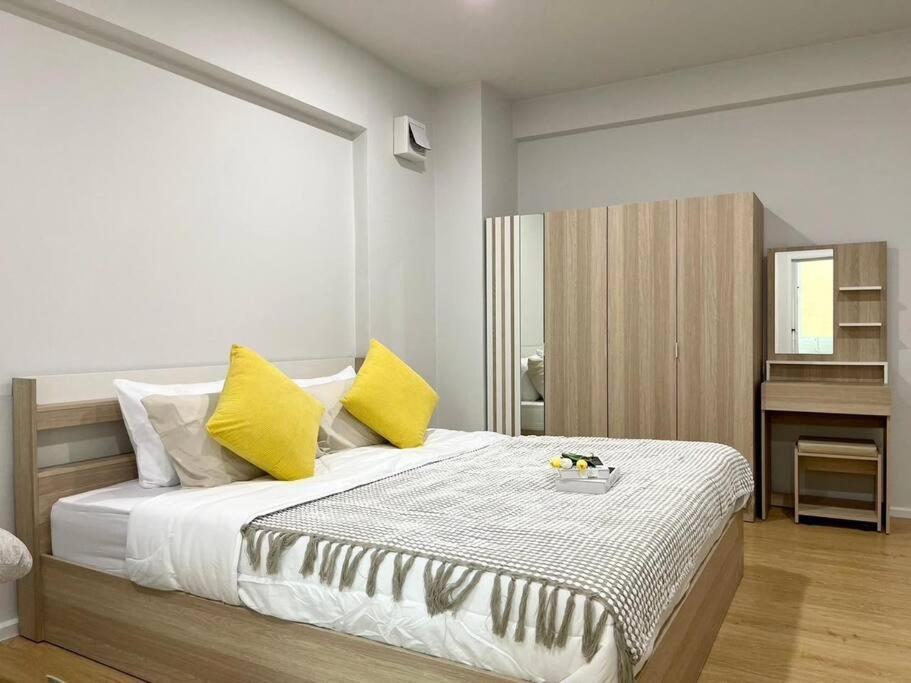 New Modern Near Apartment