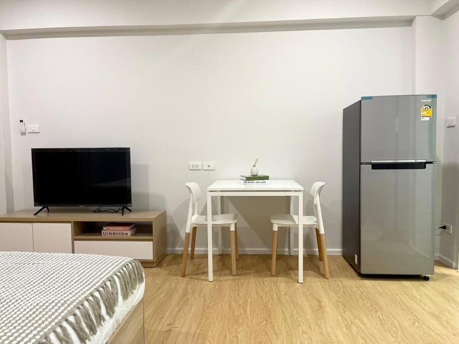 Apartment New Modern Near *