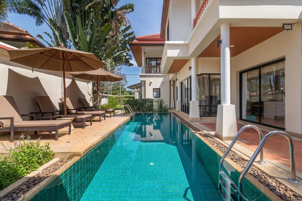 Laguna Fairway View Villa *