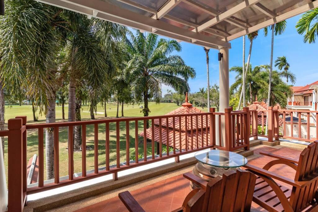 Villa Laguna Fairway View *
