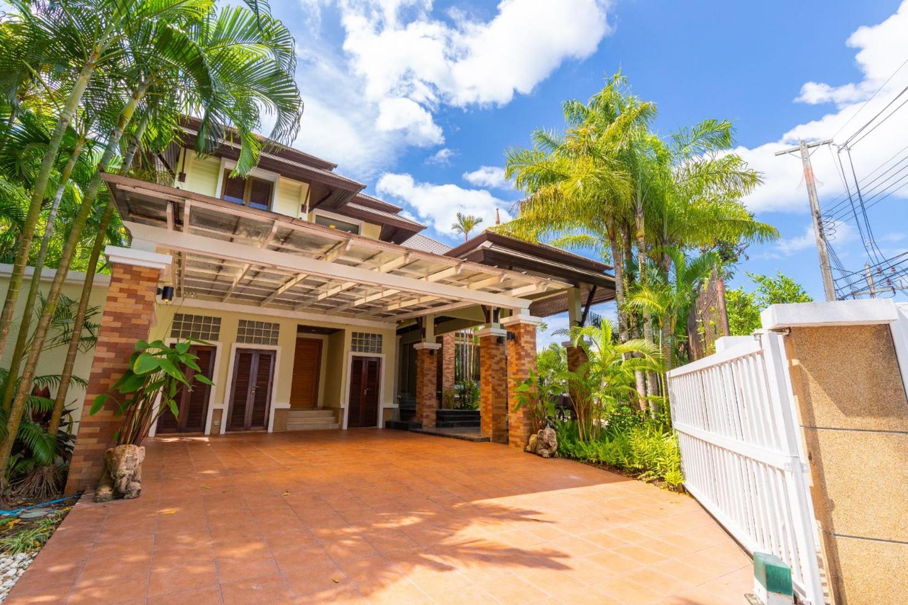 Tropical Paradise Villa *
