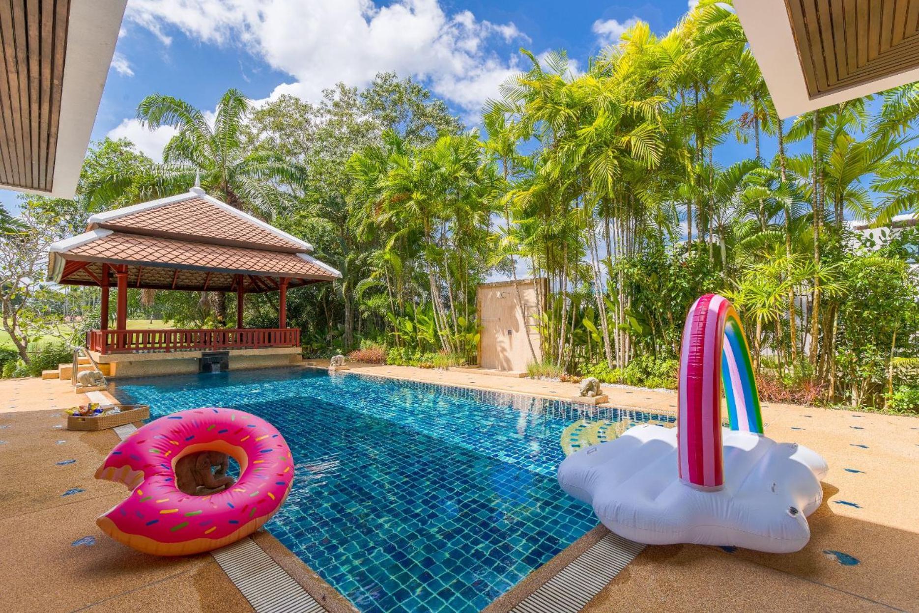 Tropical Paradise Villa *
