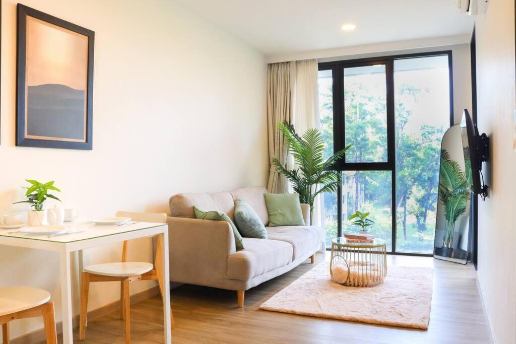 1bdr Golf View Sky Park 4th Floor *